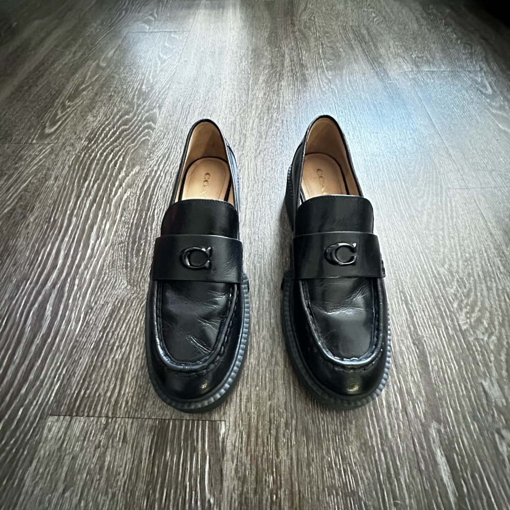 Leah Loafers Coach